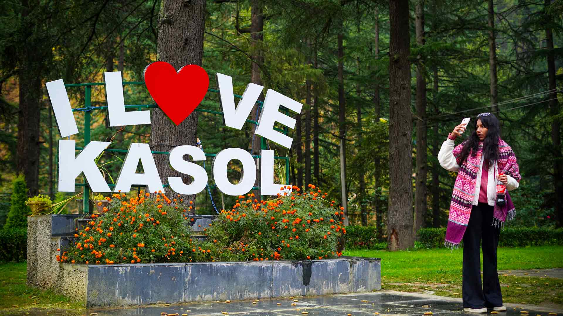 Self drive car rental from Manali to Kasol and Parvati Valley